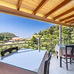 Apartment Arianna 9 *